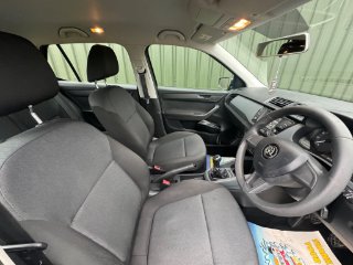 /photos/10390/2d6db120-359a-4821-8536-c119e233c198_i320x240.jpg