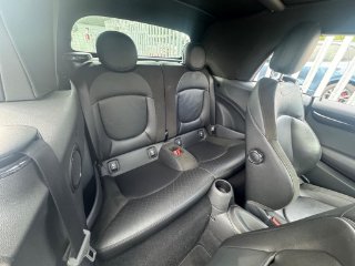 /photos/10390/4ae82260-5823-4fd0-8cc1-2d89b44b041b_i320x240.jpg