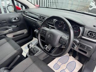 /photos/10390/62cc064f-bad6-4910-bc51-dd664ab95120_i320x240.jpg