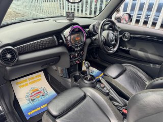 /photos/10390/98665946-9317-40ae-99bb-b29fb926f0be_i320x240.jpg