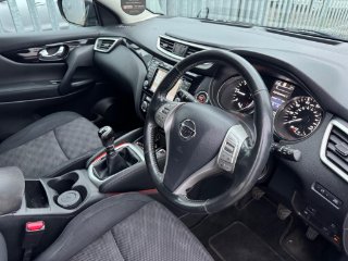 /photos/10390/b3e95604-dd95-4132-bc57-ea1870696751_i320x240.jpg